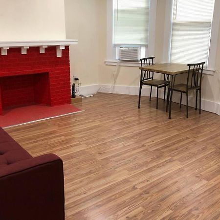 Spacious And Private Apartment With 3 Bedrooms And 1 Bathroom Near Newark International Airport Ewr And New York City Extérieur photo
