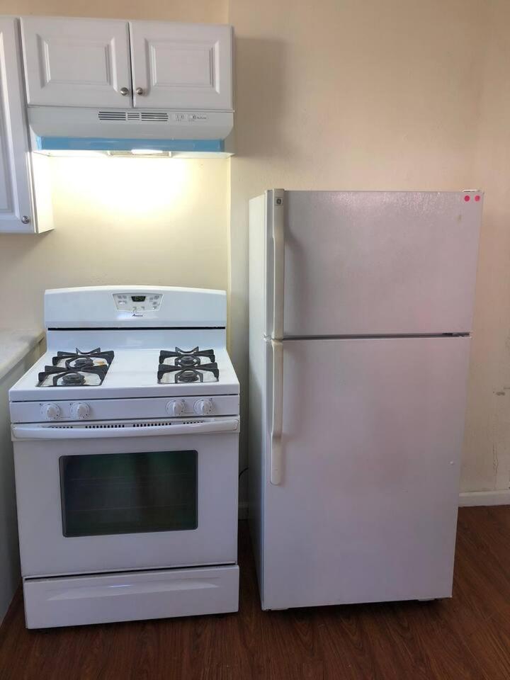 Spacious And Private Apartment With 3 Bedrooms And 1 Bathroom Near Newark International Airport Ewr And New York City Extérieur photo