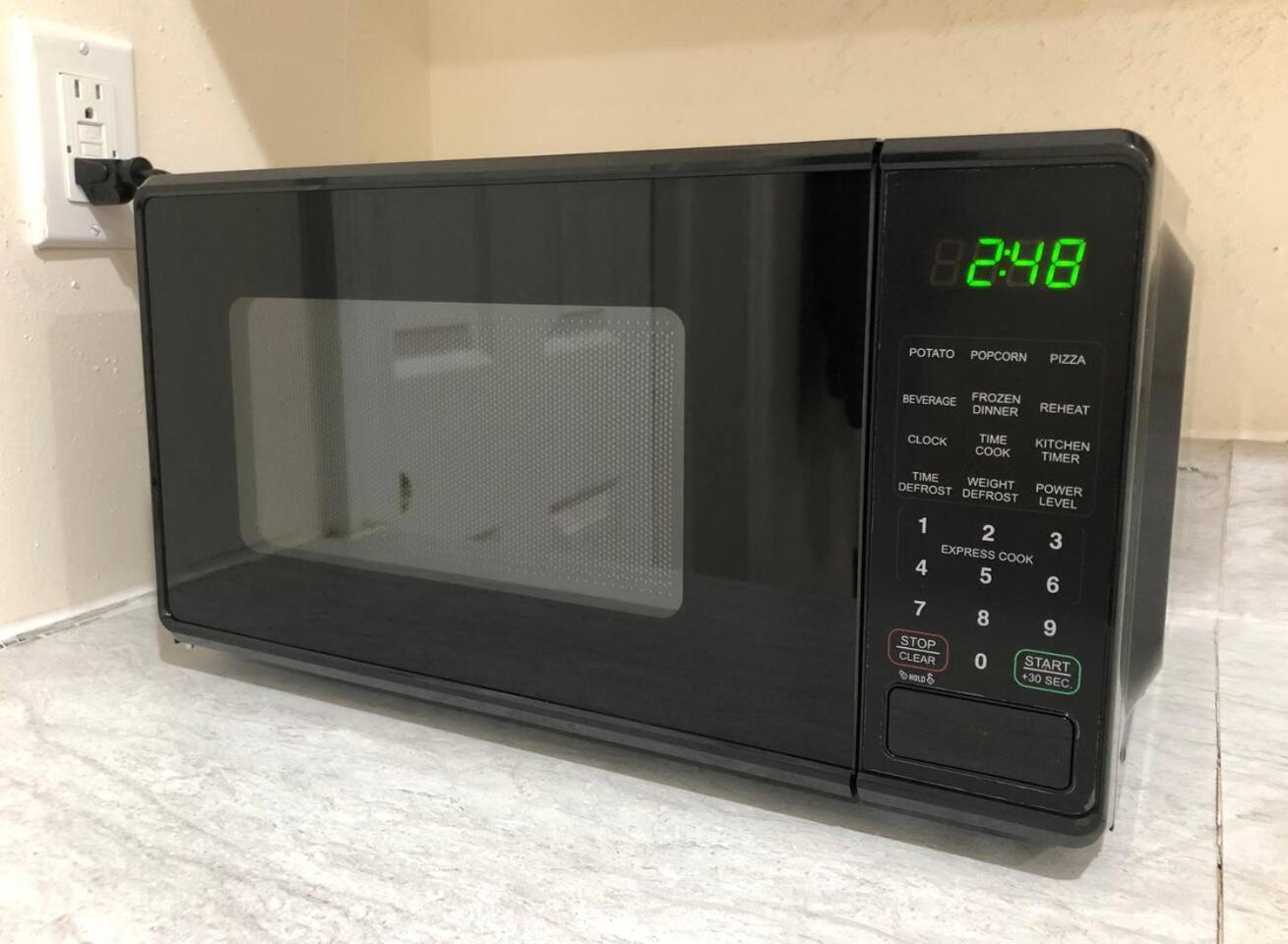 Spacious And Private Apartment With 3 Bedrooms And 1 Bathroom Near Newark International Airport Ewr And New York City Extérieur photo