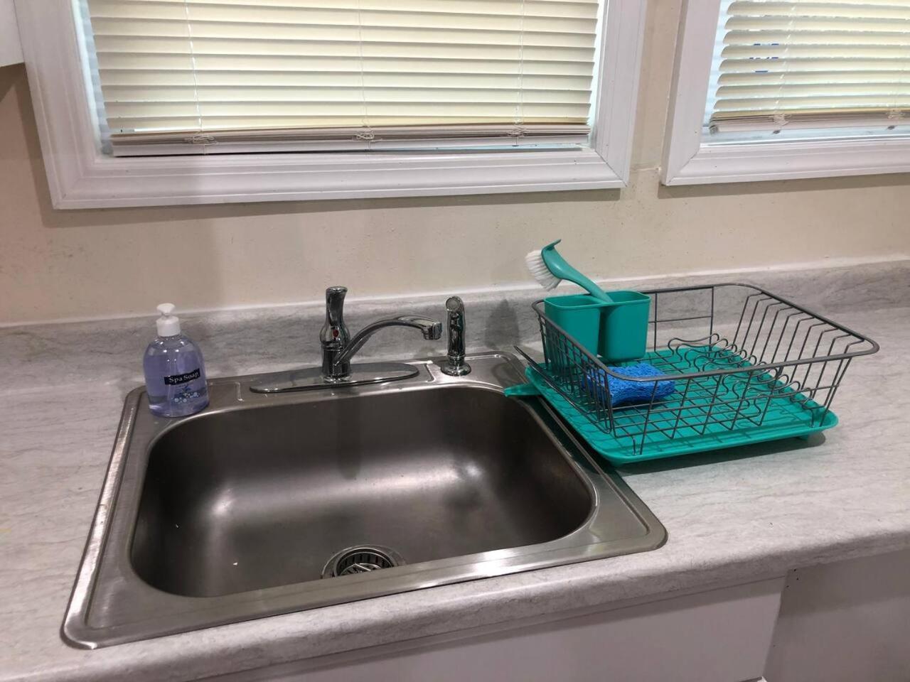 Spacious And Private Apartment With 3 Bedrooms And 1 Bathroom Near Newark International Airport Ewr And New York City Extérieur photo